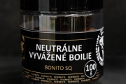 Riverbaits Neutrálne vyvážené boilie – Bonito SQ 120g 24mm
